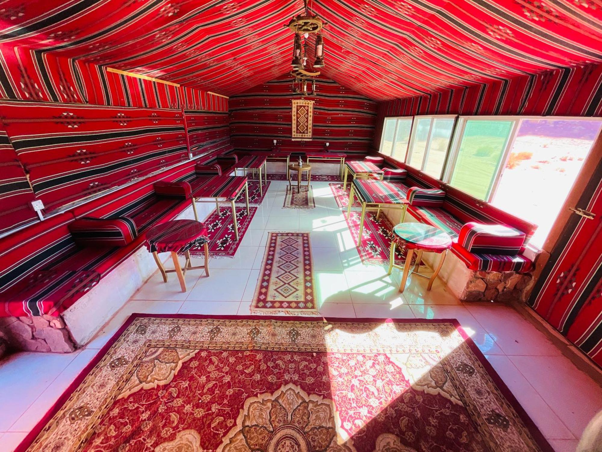 Desert Rock Camp Wadi Rum Zewnętrze zdjęcie