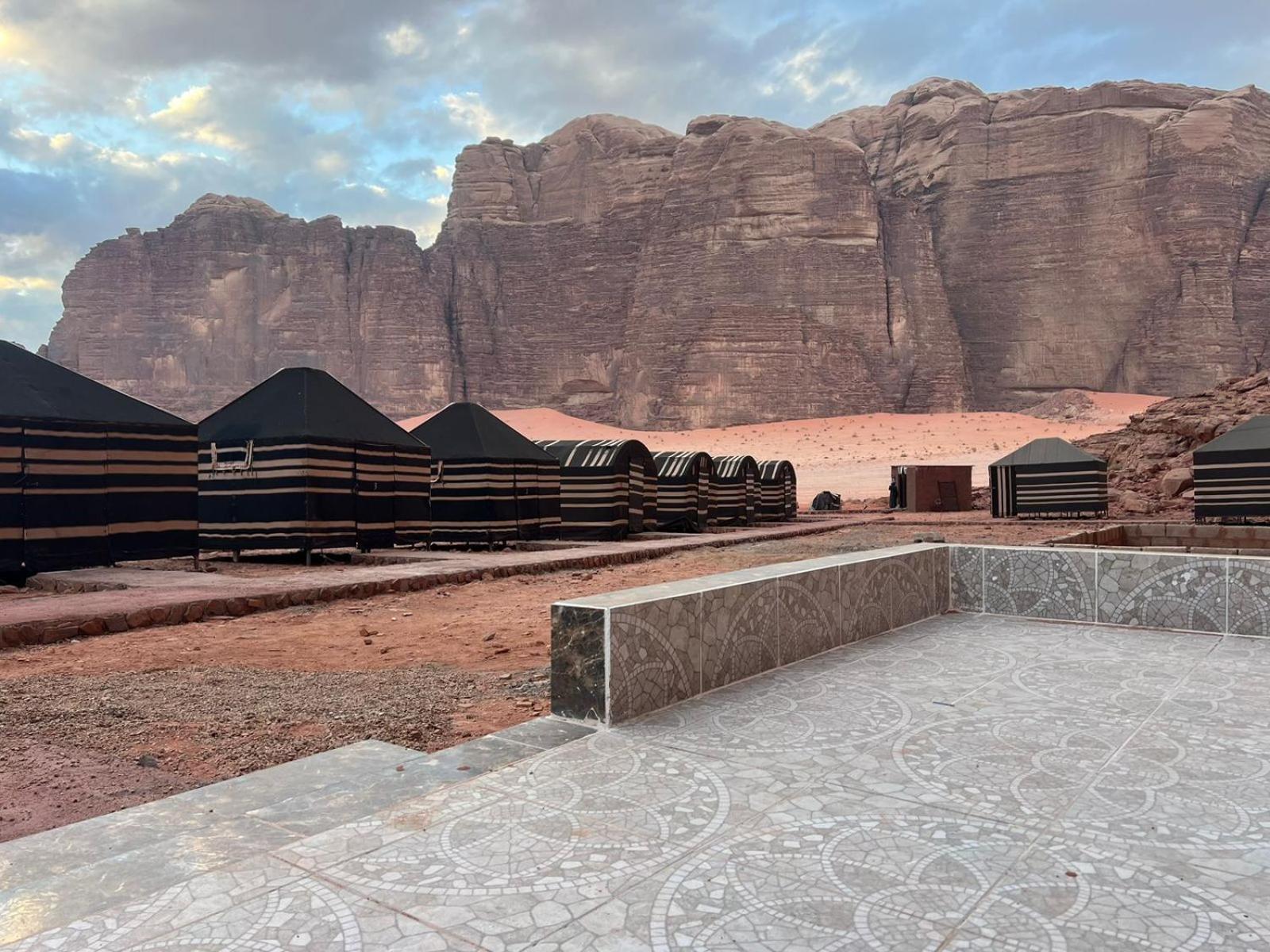 Desert Rock Camp Wadi Rum Zewnętrze zdjęcie